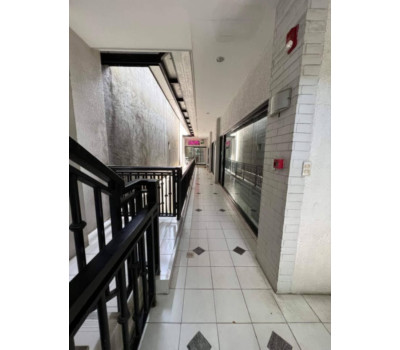 3-storey bldg Along Capistrano Street in Cagayan De Oro